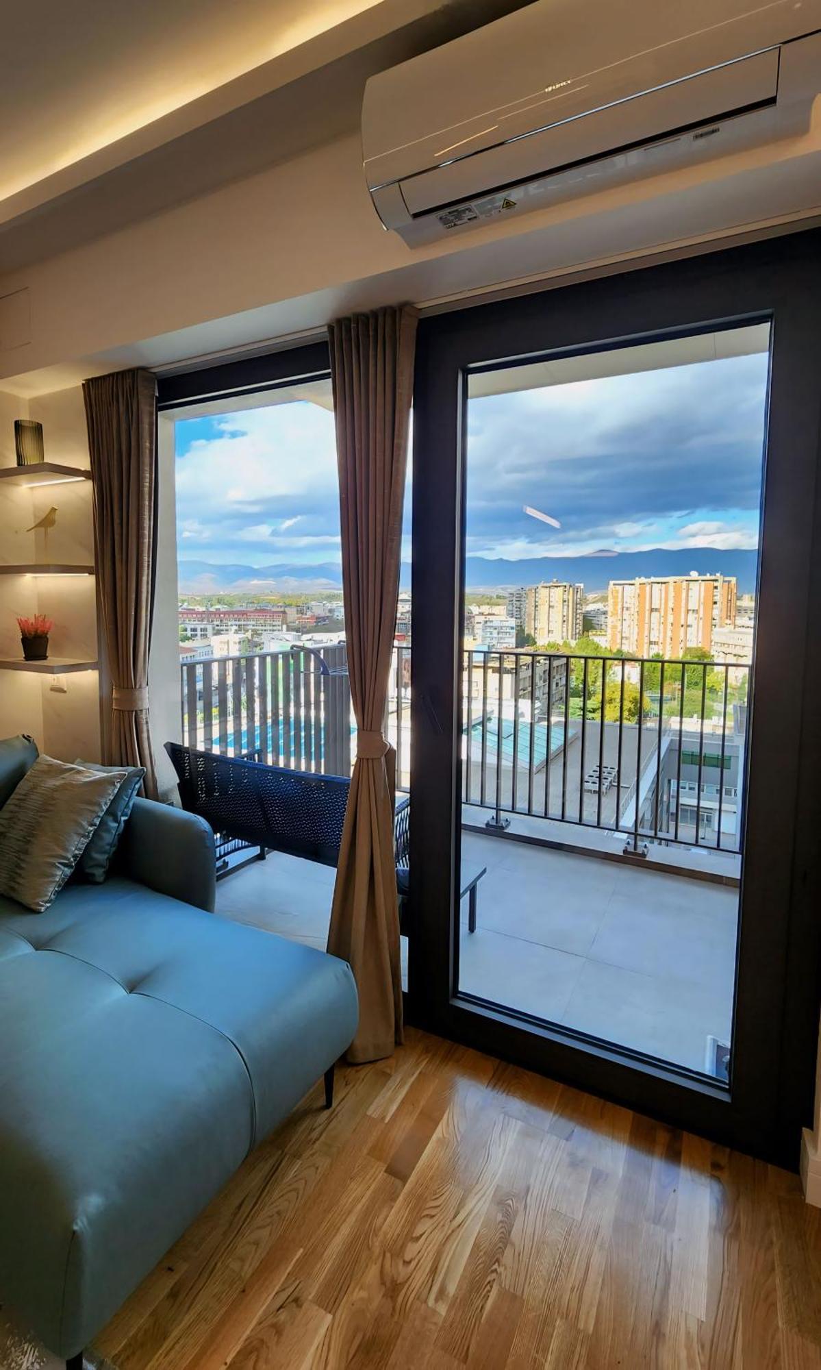 Diamond Residences 10Th Fl. Lux Apt. W/ City View Скопие Екстериор снимка