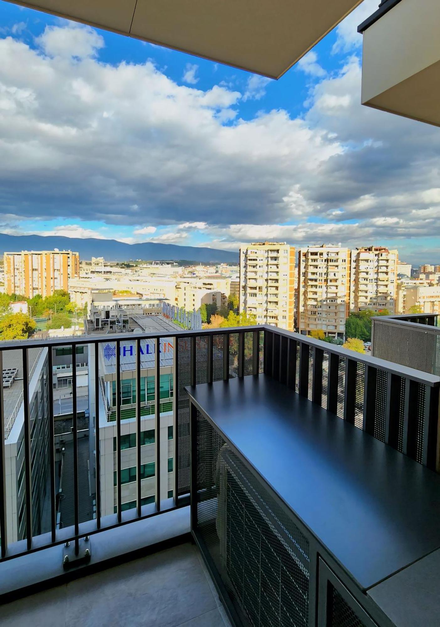 Diamond Residences 10Th Fl. Lux Apt. W/ City View Скопие Екстериор снимка